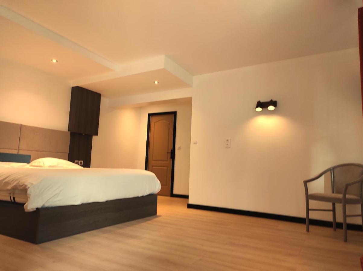 Modern'Hotel ヴァランシエンヌ エクステリア 写真