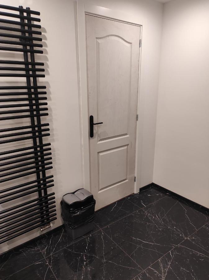 Modern'Hotel ヴァランシエンヌ エクステリア 写真